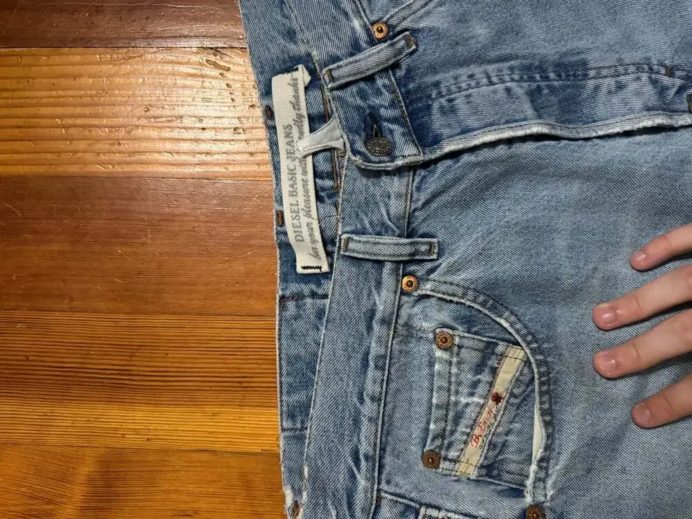 Vintage Diesel Basic Denim Jeans Light Wash Baggy Fit